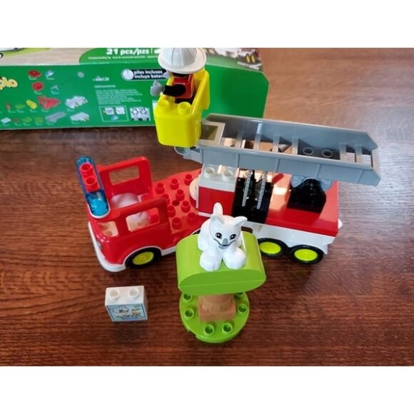 New Town Fire Truck Building Toy Set for Toddlers, Preschool Boys and Girl - Picture 3 of 3